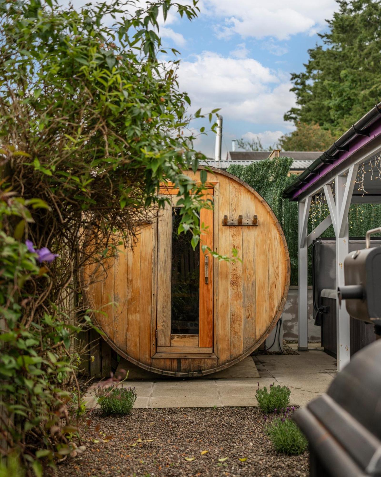 The Retreat Cabin Питлохри Экстерьер фото