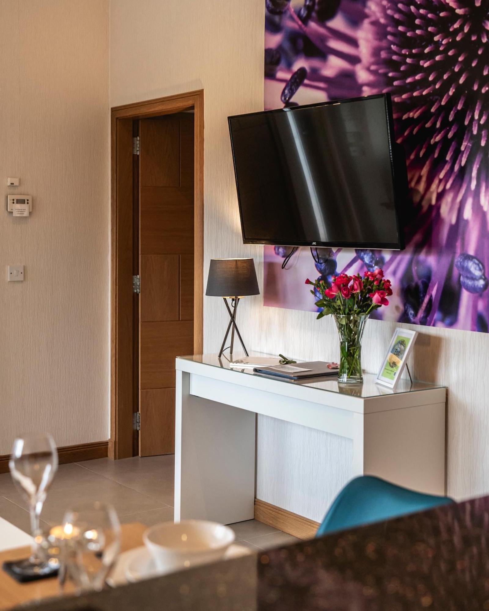 The Retreat Cabin Питлохри Экстерьер фото